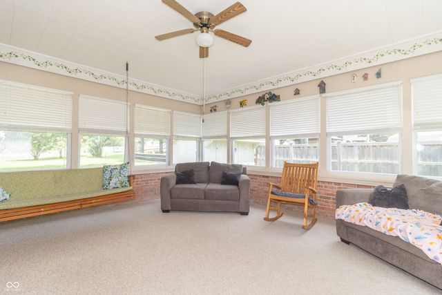 204 Creek Wood Drive, Greenfield, IN 46140