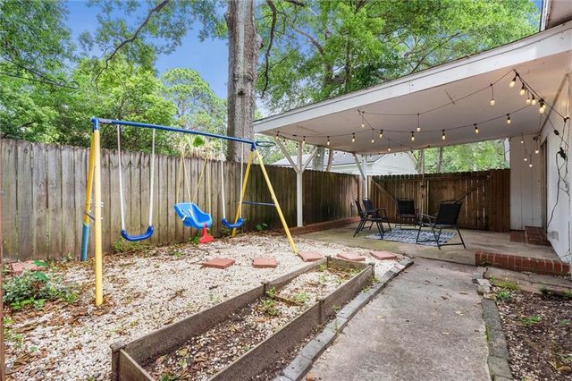 604 Barksdale Drive W, Mobile, AL 36606