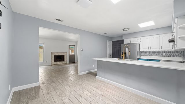 5113 Shoregate Square, Garland, TX 75043