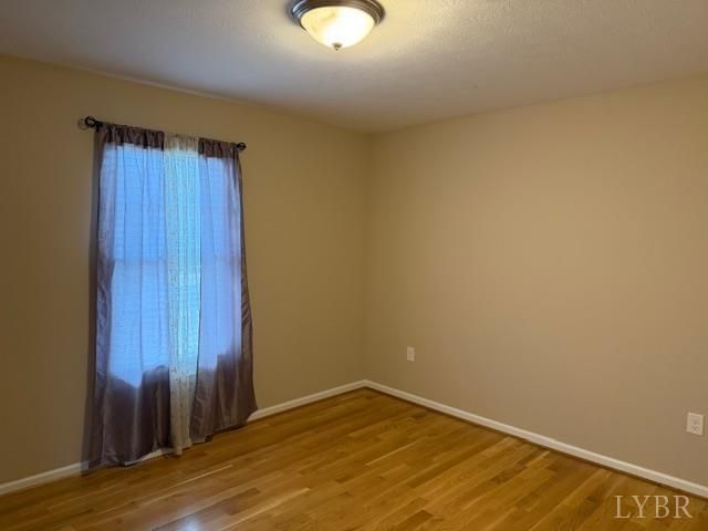 216 Avery Lane, Appomattox, VA 24522