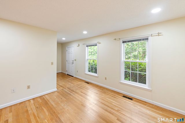 26 Fox Hollow 26, Avon, CT 06001