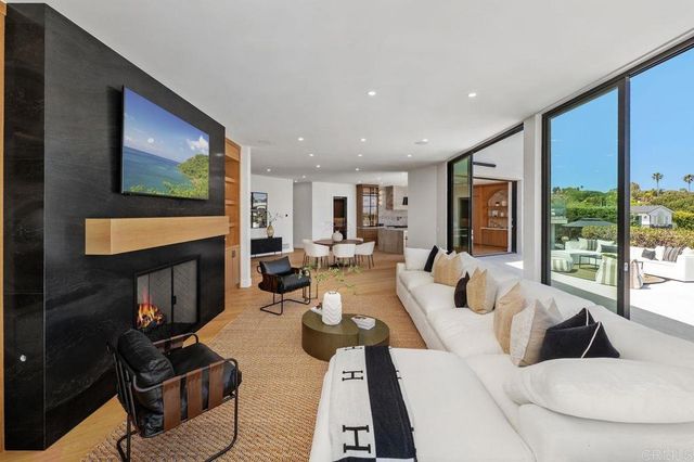 5875 La Jolla Mesa Drive, La Jolla, CA 92037