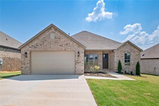 101 S Eagle Mountain Street, Prairie Grove, AR 72753