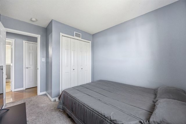 990 S 5th St, Marion, IA 52302