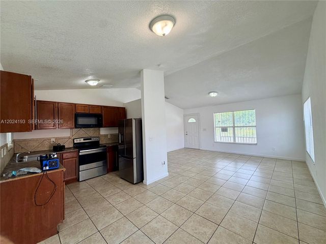 408 NW 12th Street, Florida City, FL 33034