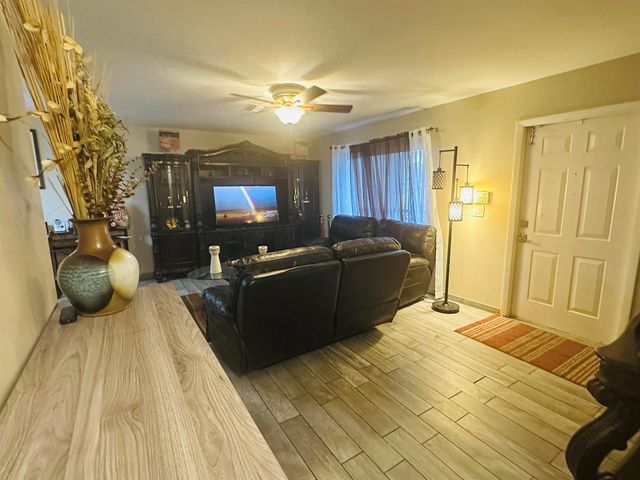 6198 Wauconda Way W, Lake Worth, FL 33463