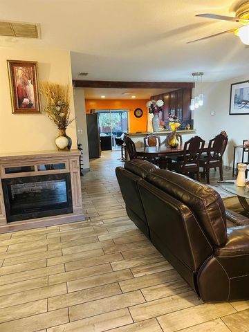 6198 Wauconda Way W, Lake Worth, FL 33463