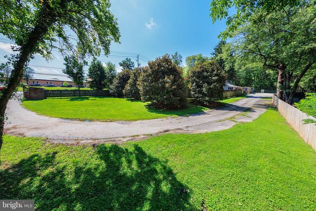 7301 WOODYARD RD, Upper Marlboro, MD 20772