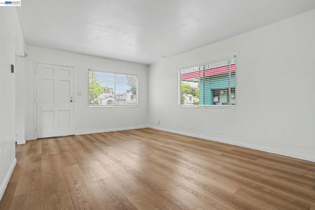 1110 Buena Vista Ave, Alameda, CA 94501