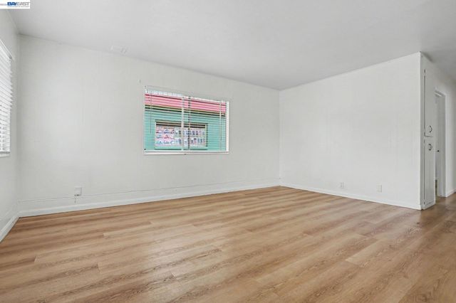 1110 Buena Vista Ave, Alameda, CA 94501