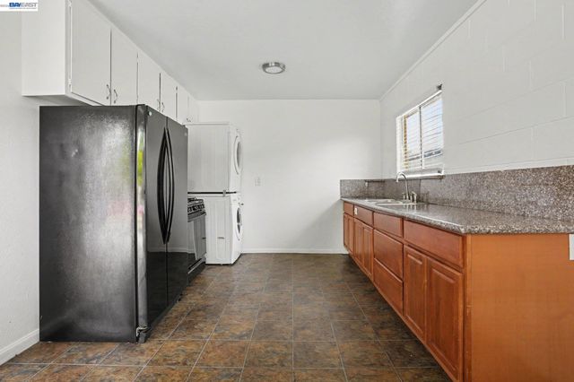 1110 Buena Vista Ave, Alameda, CA 94501