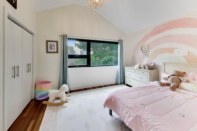 1029 N Honore Street, Chicago, IL 60622