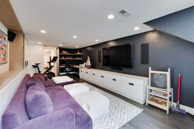 1029 N Honore Street, Chicago, IL 60622