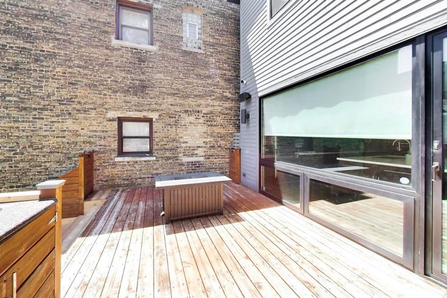 1029 N Honore Street, Chicago, IL 60622