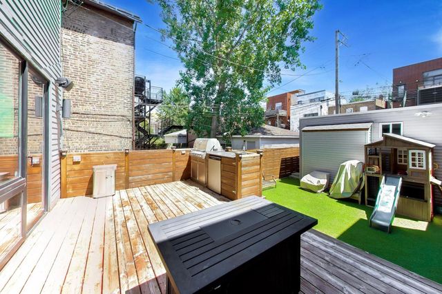 1029 N Honore Street, Chicago, IL 60622
