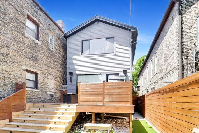 1029 N Honore Street, Chicago, IL 60622