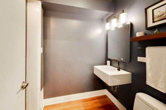 1029 N Honore Street, Chicago, IL 60622