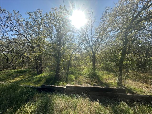 1550 Three Skillet Road, Springtown, TX 76082