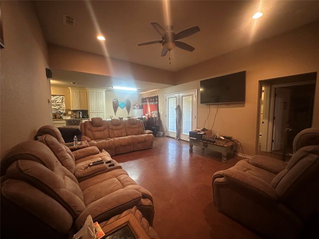 1550 Three Skillet Road, Springtown, TX 76082