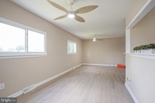 220 COLLEGE DR, Pemberton, NJ 08068