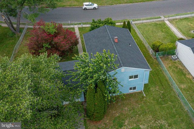 220 COLLEGE DR, Pemberton, NJ 08068