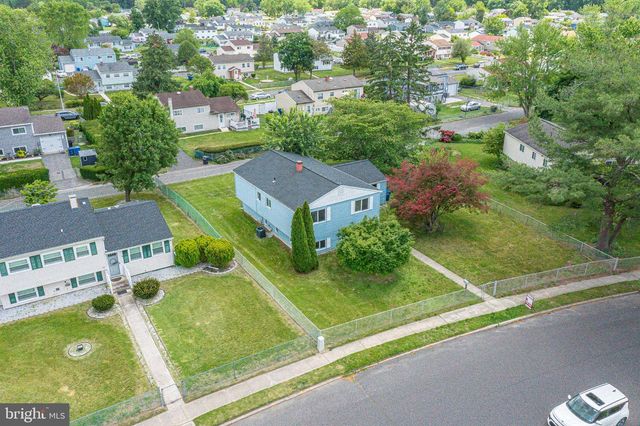 220 COLLEGE DR, Pemberton, NJ 08068