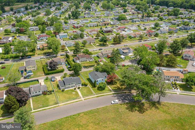 220 COLLEGE DR, Pemberton, NJ 08068