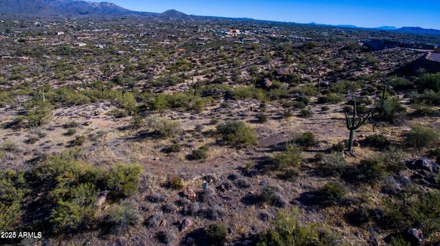 3700 N NEVERMIND Trail N --, Carefree, AZ 85377