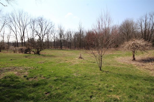 11888 S 42nd Street, Scotts, MI 49088