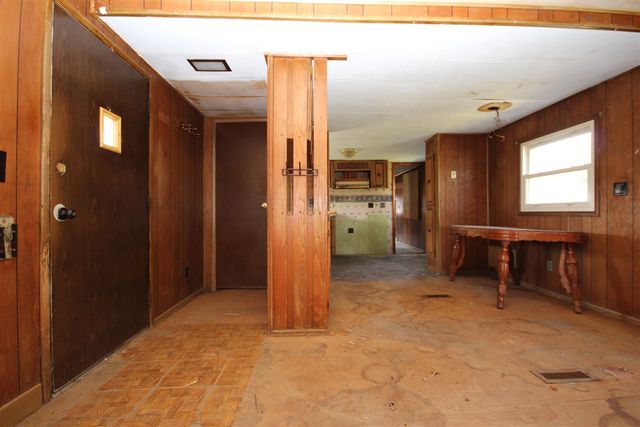 11888 S 42nd Street, Scotts, MI 49088