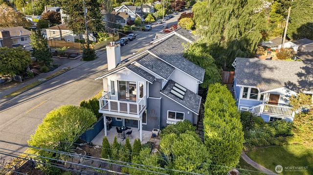 7700 California Avenue SW, Seattle, WA 98136