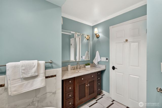 7700 California Avenue SW, Seattle, WA 98136