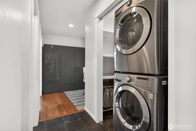 7700 California Avenue SW, Seattle, WA 98136