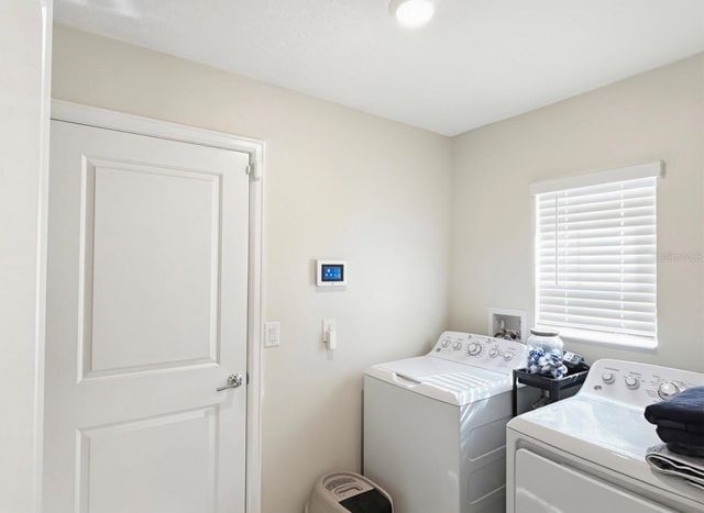 1988 TRAVERSE WAY, Kissimmee, FL 34746