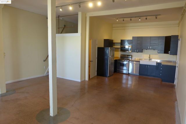 3403 Harlan St, Oakland, CA 94608