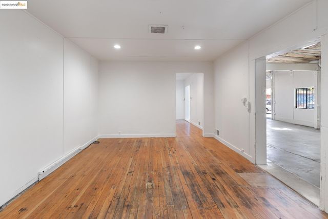 3403 Harlan St, Oakland, CA 94608