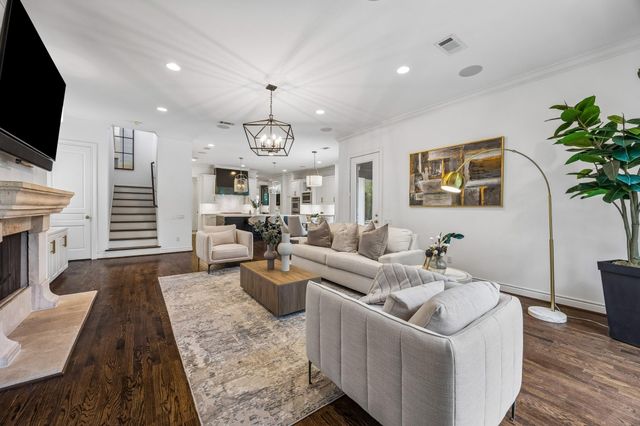 4817 Linden Street, Bellaire, TX 77401
