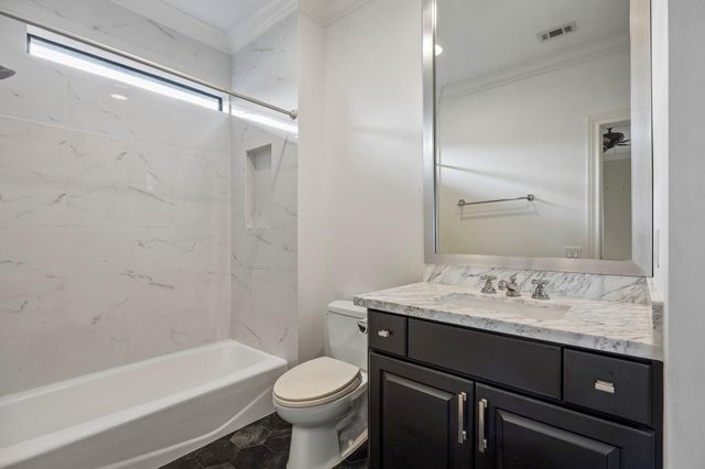 4817 Linden Street, Bellaire, TX 77401