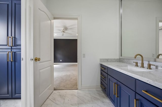 4817 Linden Street, Bellaire, TX 77401