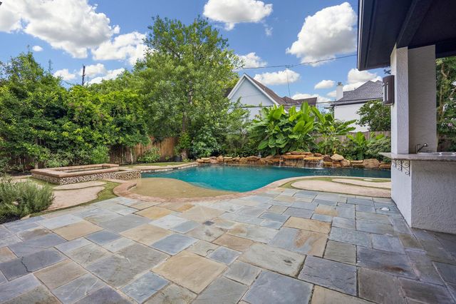 4817 Linden Street, Bellaire, TX 77401