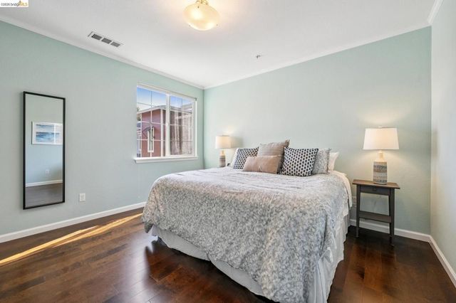 2101 Jetty Dr, Richmond, CA 94804