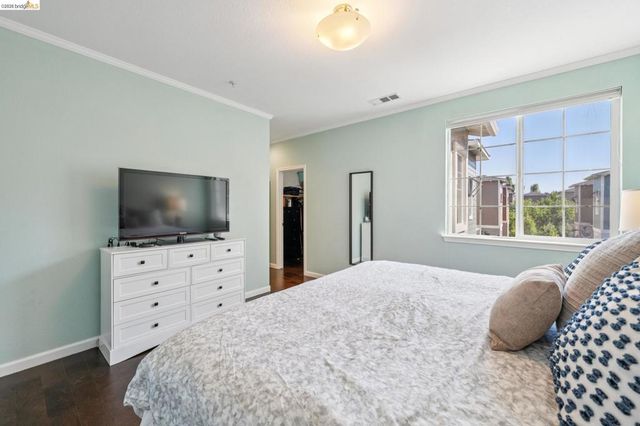 2101 Jetty Dr, Richmond, CA 94804