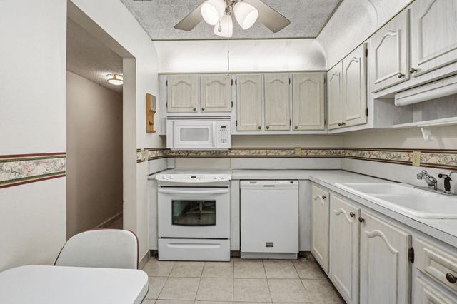 22805 SW 66th Avenue 206, Boca Raton, FL 33428