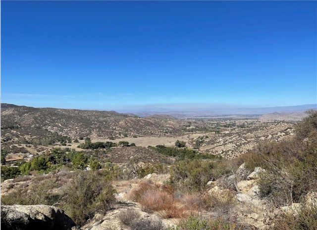 7 Martin Road, Hemet, CA 92544