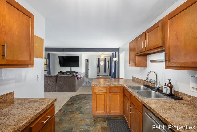 5023 Vernor Avenue NE, Grand Rapids, MI 49525
