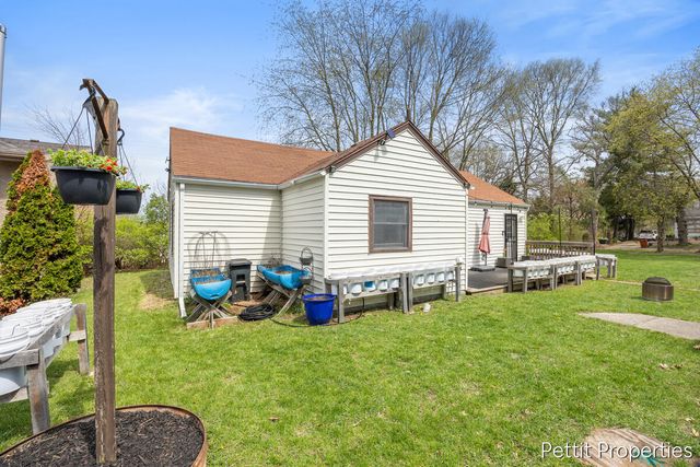 5023 Vernor Avenue NE, Grand Rapids, MI 49525
