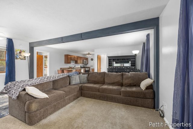 5023 Vernor Avenue NE, Grand Rapids, MI 49525