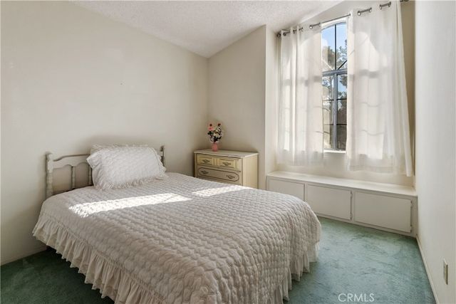 1327 Melville Drive, Riverside, CA 92506