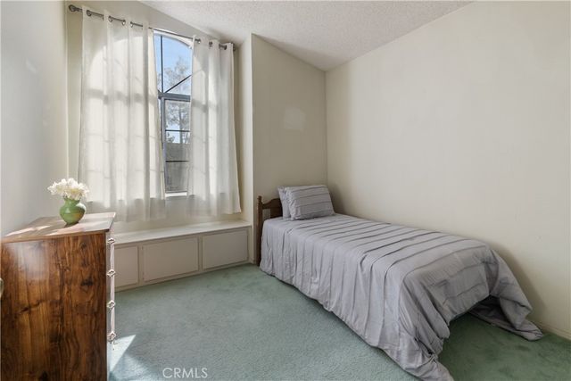 1327 Melville Drive, Riverside, CA 92506