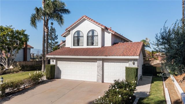 1327 Melville Drive, Riverside, CA 92506